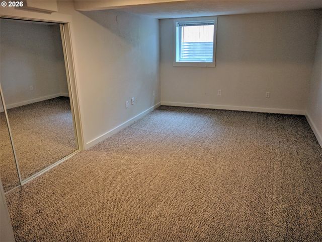 6313 Se 92ND Ave, Portland, OR 97266