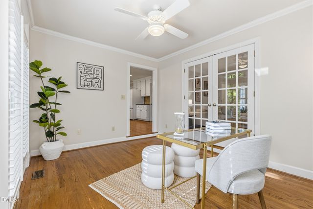 102 Medallion Circle, Cary, NC 27513
