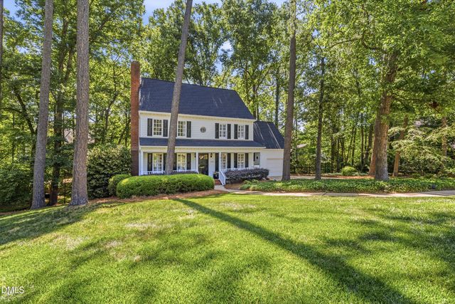 102 Medallion Circle, Cary, NC 27513