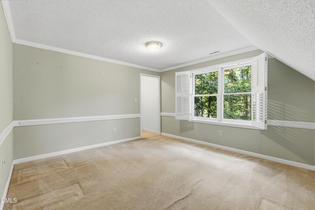 102 Medallion Circle, Cary, NC 27513