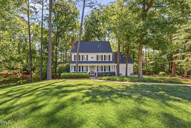 102 Medallion Circle, Cary, NC 27513