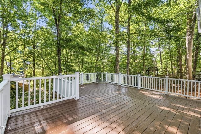 102 Medallion Circle, Cary, NC 27513