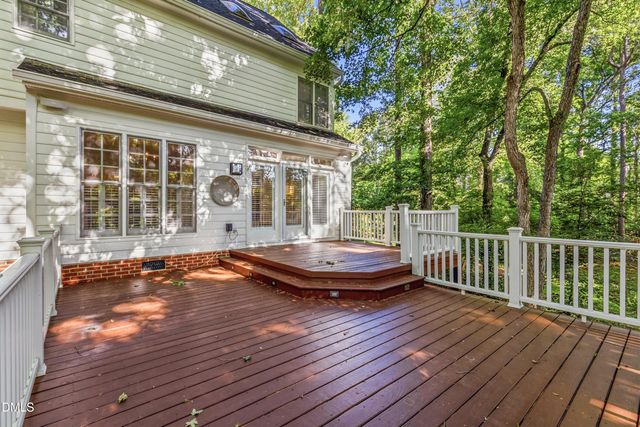102 Medallion Circle, Cary, NC 27513