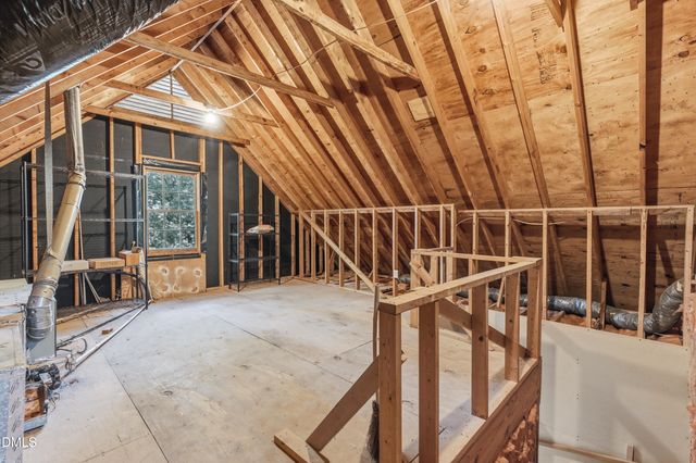 102 Medallion Circle, Cary, NC 27513