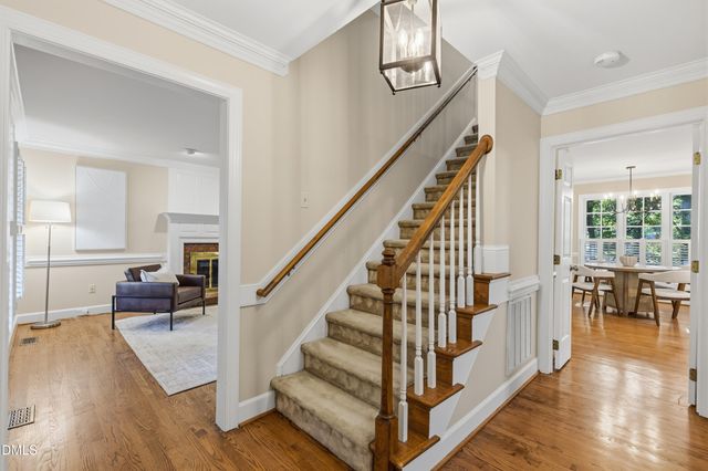 102 Medallion Circle, Cary, NC 27513