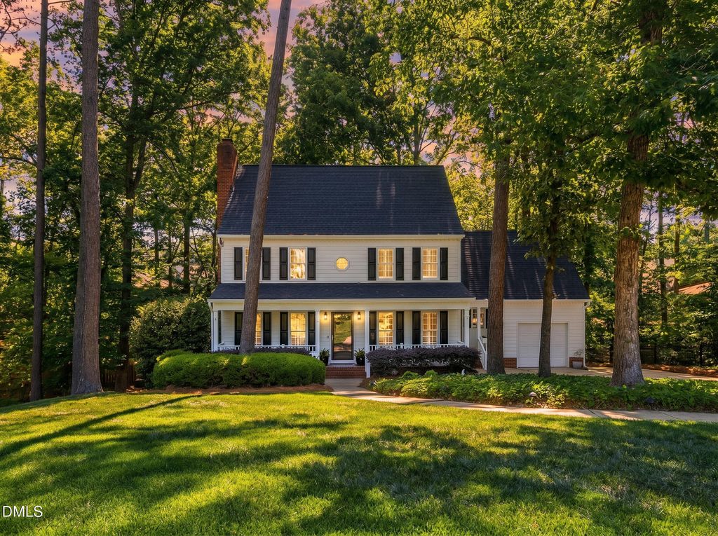 102 Medallion Circle, Cary, NC 27513