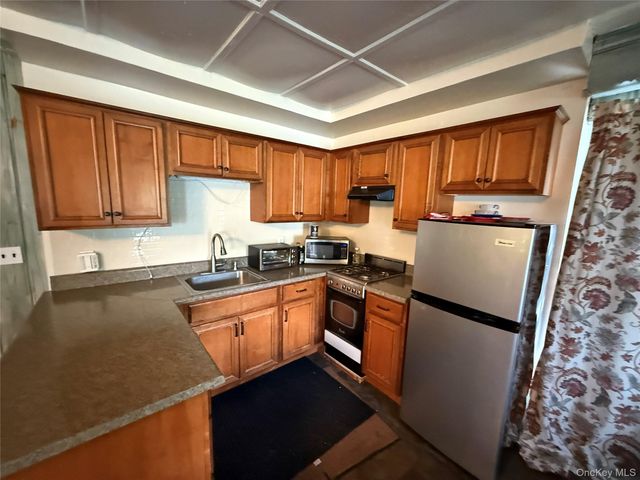 649 Lakes Road, Monroe, NY 10950
