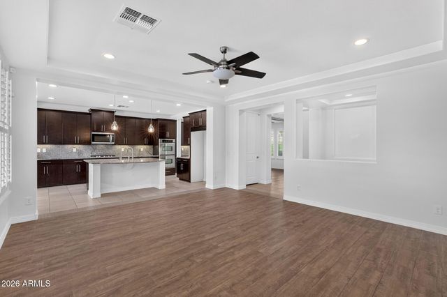 1872 W SWAN Drive, Chandler, AZ 85286