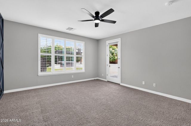 1872 W SWAN Drive, Chandler, AZ 85286