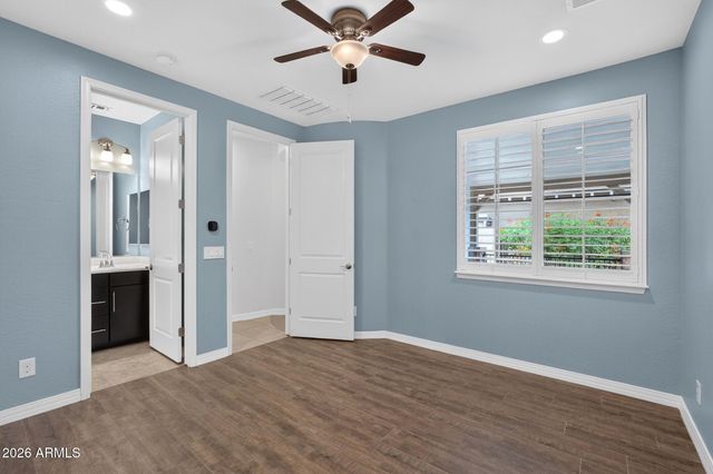 1872 W SWAN Drive, Chandler, AZ 85286