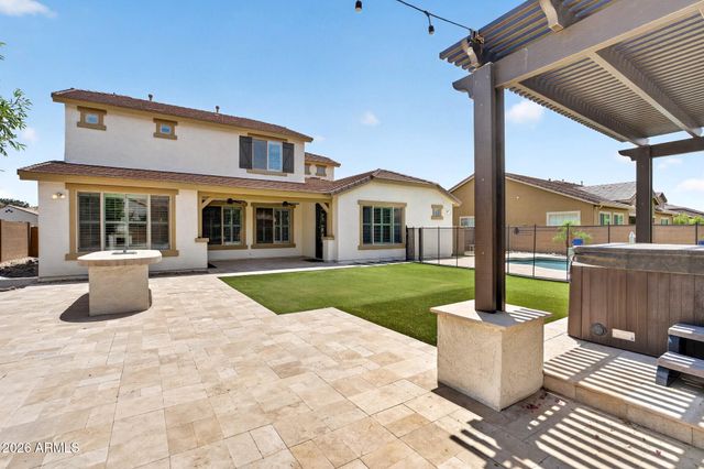 1872 W SWAN Drive, Chandler, AZ 85286