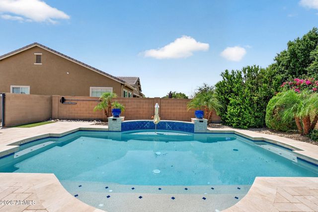 1872 W SWAN Drive, Chandler, AZ 85286
