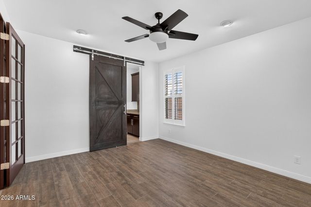 1872 W SWAN Drive, Chandler, AZ 85286