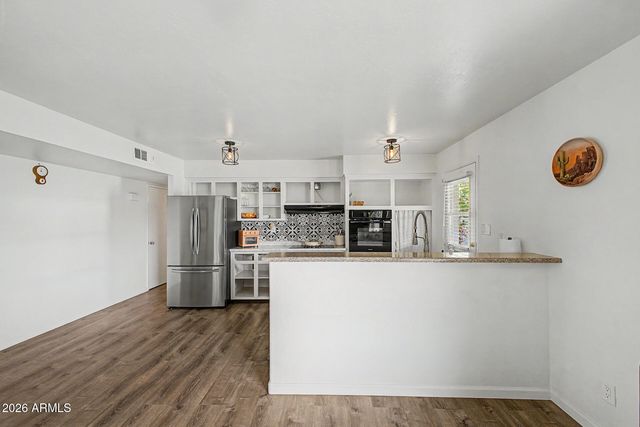 1420 E CAMPUS Drive, Tempe, AZ 85282