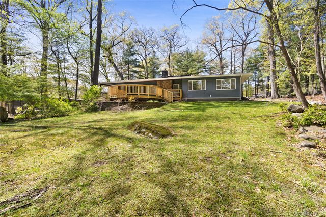 18 Halley Drive, Pomona, NY 10970
