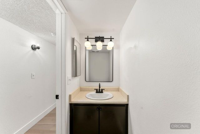 6920 Waxwing Way, Sacramento, CA 95842