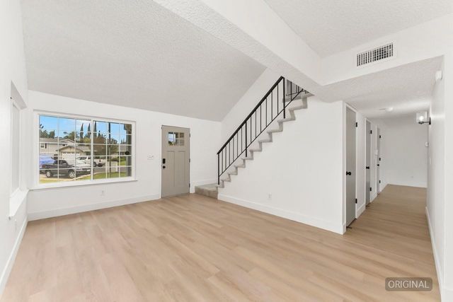 6920 Waxwing Way, Sacramento, CA 95842