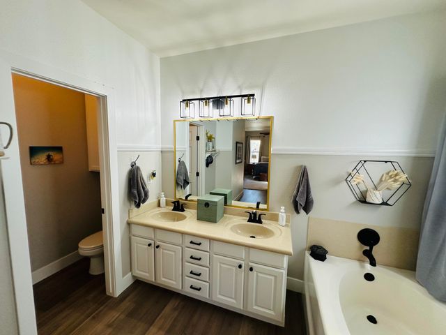 746 W Willow, Hanford, CA 93230