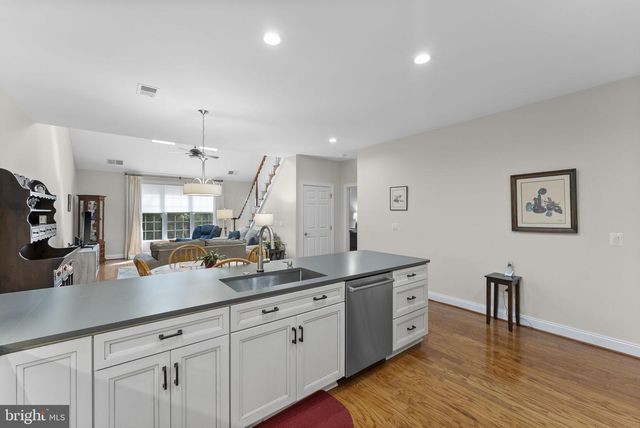 5219 ARMOUR CT, Haymarket, VA 20169