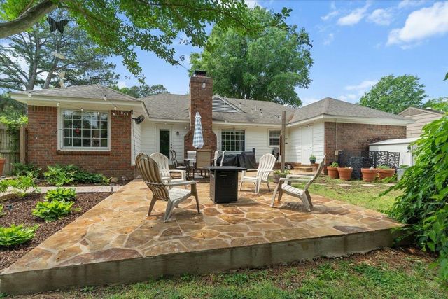 1674 BRIERBROOK RD, Germantown, TN 38138