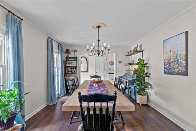 1674 BRIERBROOK RD, Germantown, TN 38138