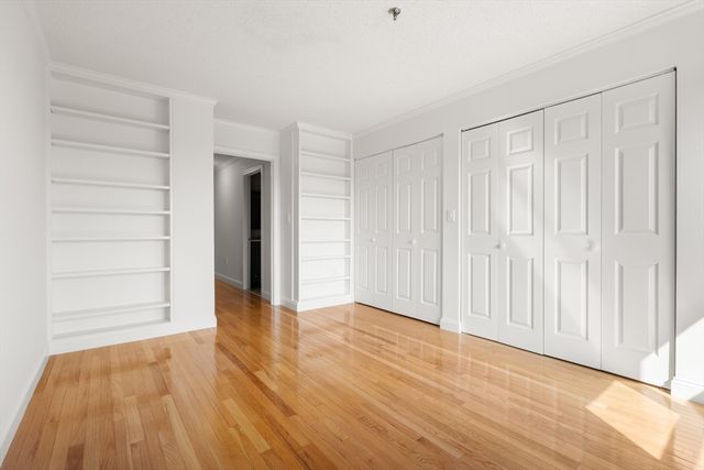 16 Harcourt St 9G, Boston, MA 02116