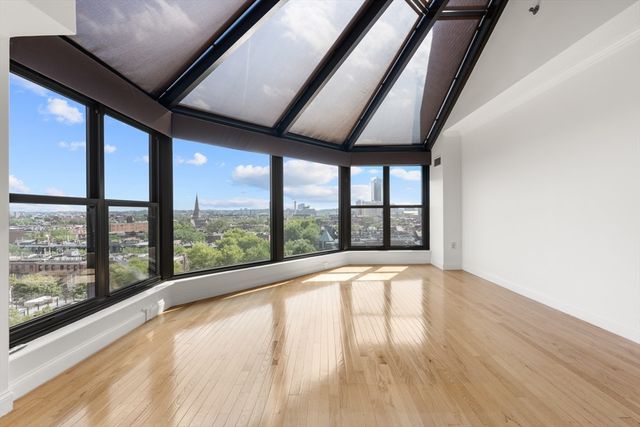 16 Harcourt St 9G, Boston, MA 02116