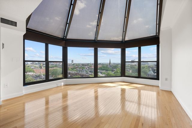 16 Harcourt St 9G, Boston, MA 02116
