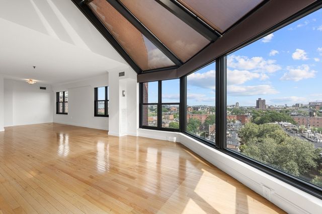 16 Harcourt St 9G, Boston, MA 02116