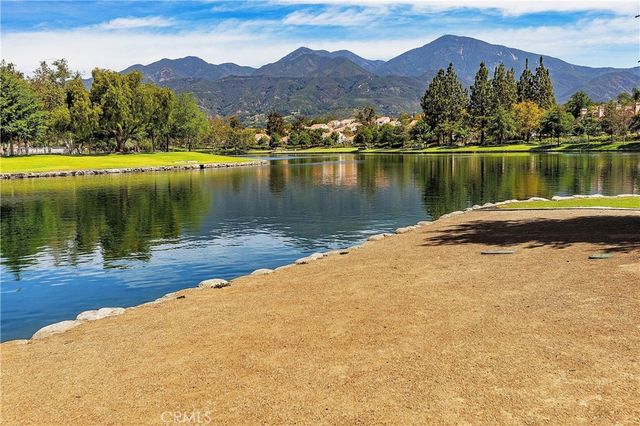 3 Via Ermitas, Rancho Santa Margarita, CA 92688