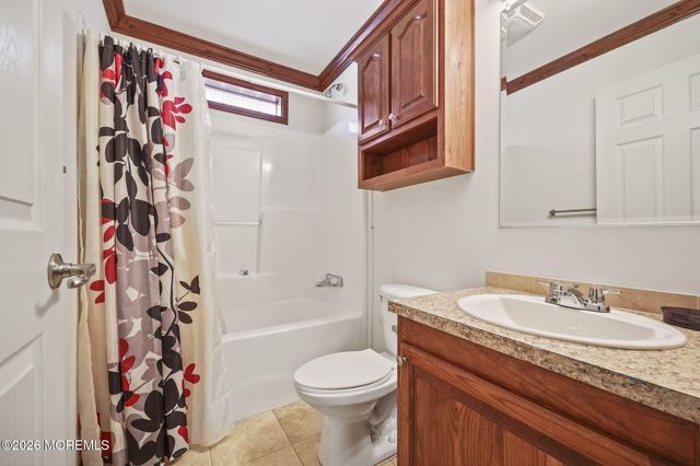 471 Kenbury Road, Branchburg, NJ 08876