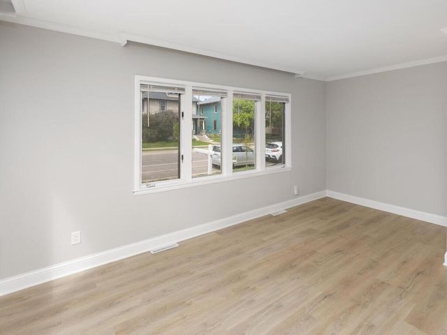 3237 Hennepin Avenue, Minneapolis, MN 55408