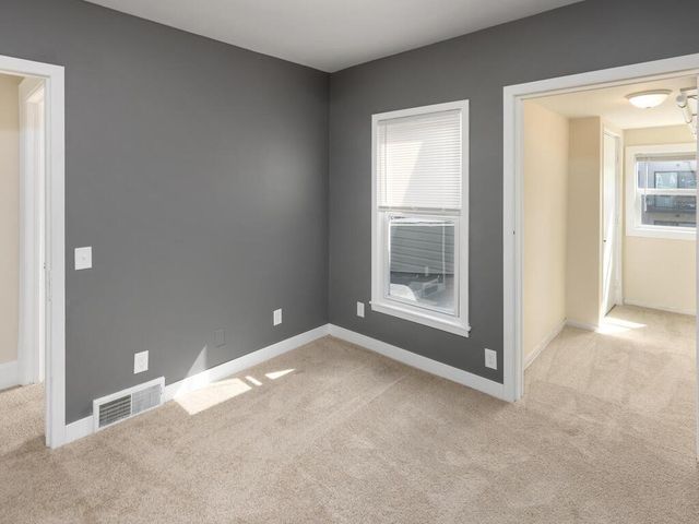 3237 Hennepin Avenue, Minneapolis, MN 55408