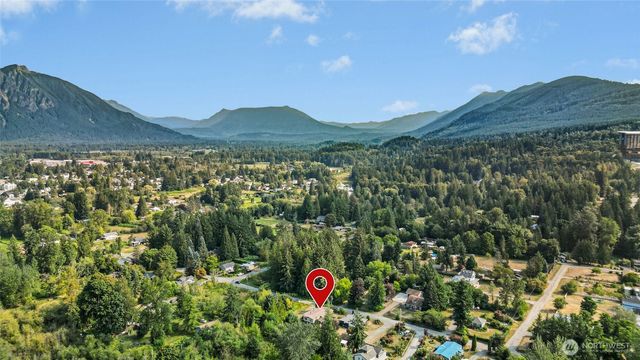 37624 SE 80th Street, Snoqualmie, WA 98065