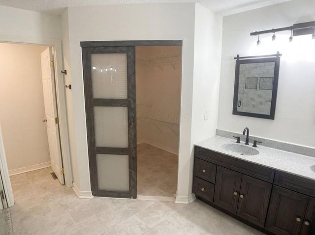 7910 Priestley Drive, Reynoldsburg, OH 43068