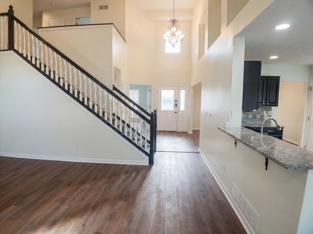 7910 Priestley Drive, Reynoldsburg, OH 43068