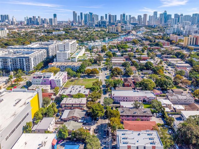 1143 NW 6th St, Miami, FL 33136