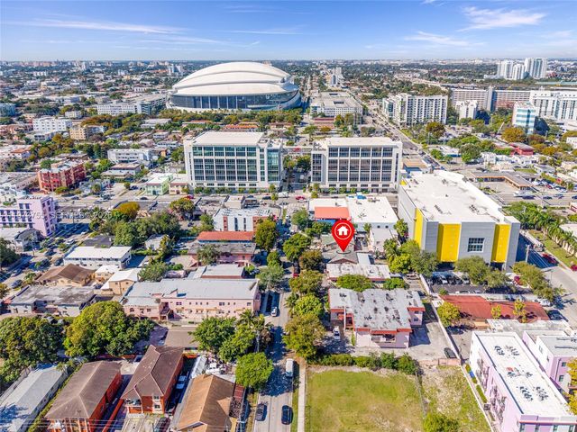 1143 NW 6th St, Miami, FL 33136