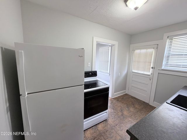 5324 FREMONT Street, Jacksonville, FL 32210