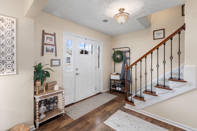 106 Elk Drive, Stamping Ground, KY 40379