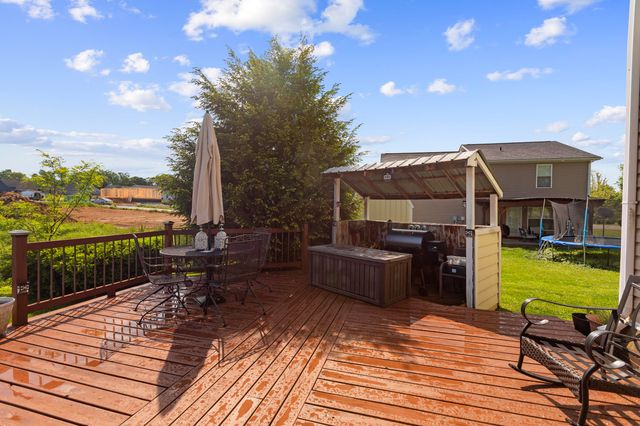 106 Elk Drive, Stamping Ground, KY 40379