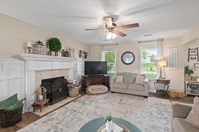 106 Elk Drive, Stamping Ground, KY 40379