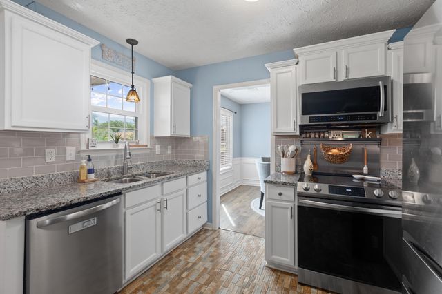 106 Elk Drive, Stamping Ground, KY 40379