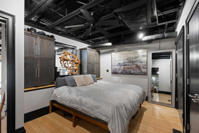 517 King Street Apt 11, Charleston, SC 29403