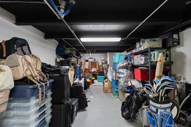 517 King Street Apt 11, Charleston, SC 29403