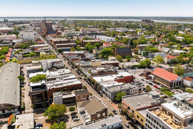 517 King Street Apt 11, Charleston, SC 29403