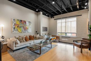 517 King Street Apt 11, Charleston, SC 29403