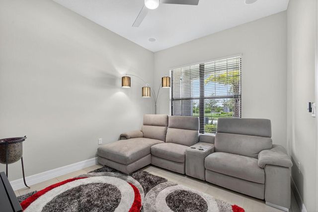 9218 Balsamo Drive, Palm Beach Gardens, FL 33412