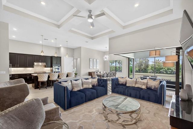 9218 Balsamo Drive, Palm Beach Gardens, FL 33412