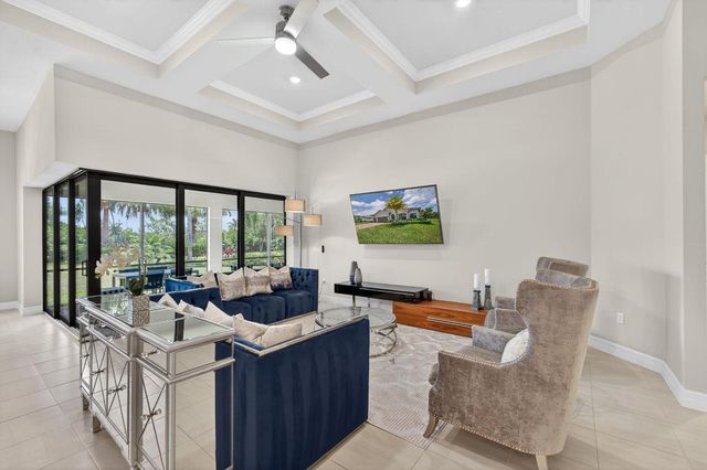 9218 Balsamo Drive, Palm Beach Gardens, FL 33412